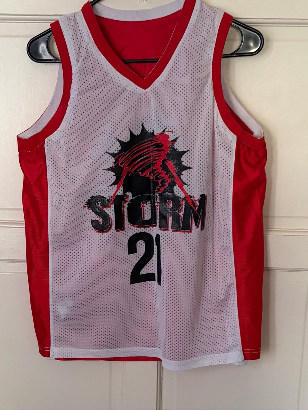 Storm Youth Basketball Jersey - White & Red (Size 21)
